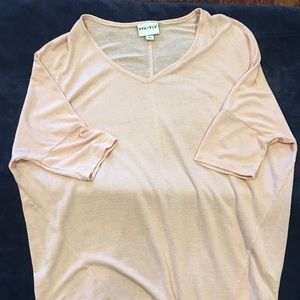 Ava-Viv shirt